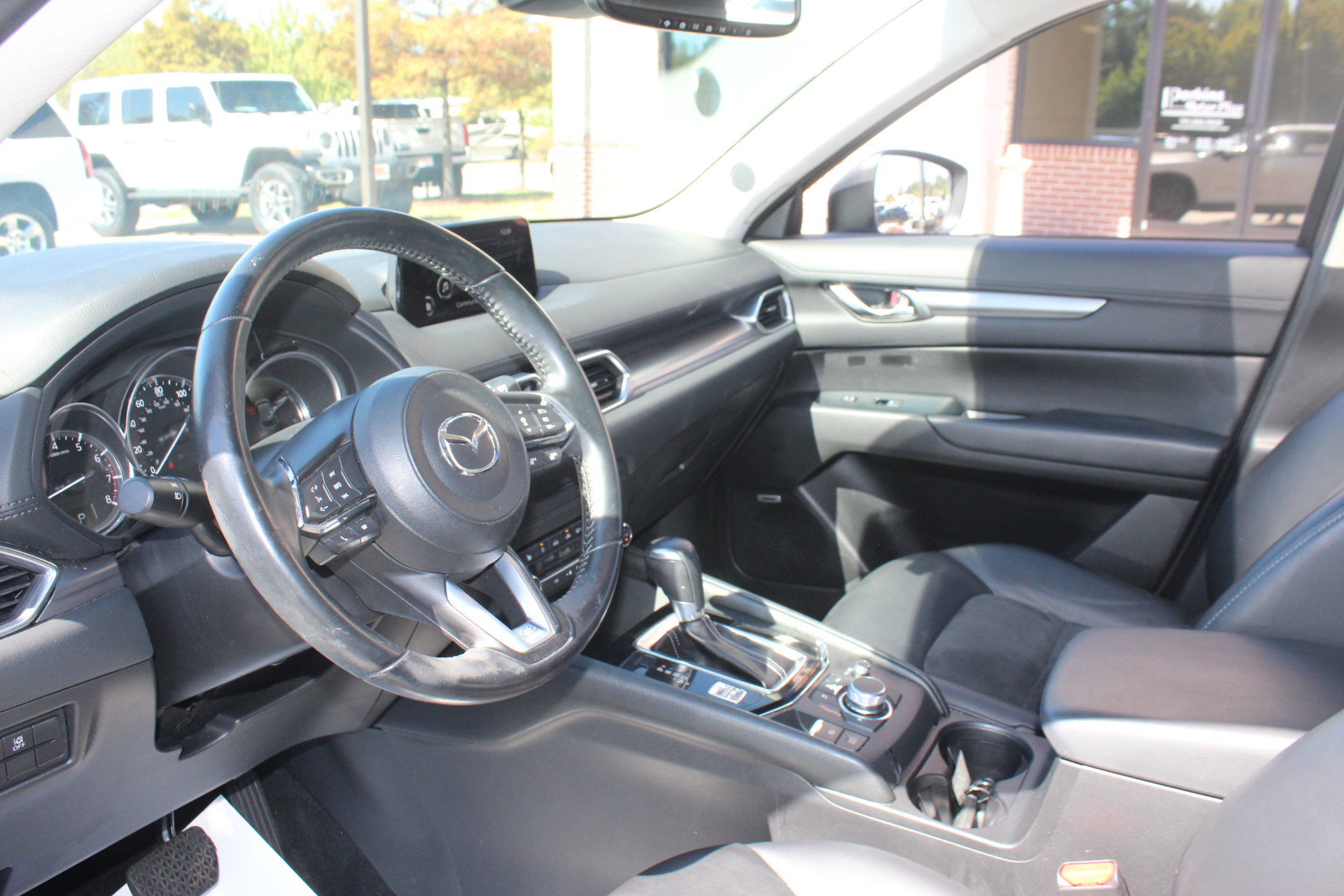 Used 2019 MAZDA CX-5 Touring FWD image 13