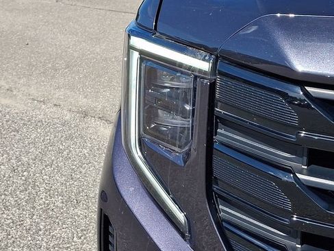 Used 2024 GMC Sierra 1500 Elevation w/ LPO, Elevation Black Package AWD/4WD image 30