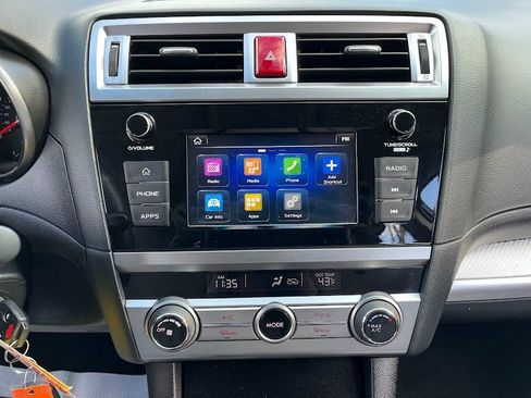 Used 2018 Subaru Outback 2.5i image 18