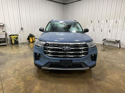 New 2026 Ford Explorer Active image 2