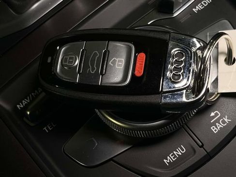 Used 2018 Audi R8 V10 image 44