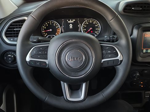 Used 2019 Jeep Renegade Latitude image 13