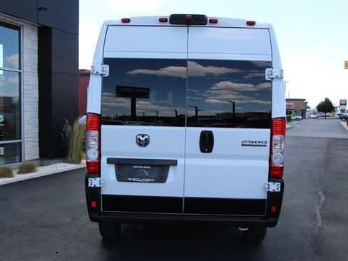 Used 2023 RAM ProMaster 2500 FWD image 6