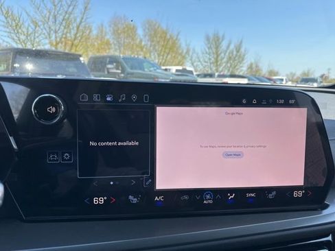 New 2026 Chevrolet Traverse LT image 22