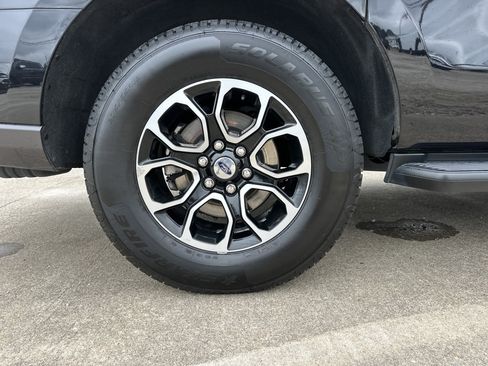 Used 2024 Ford Expedition Max XLT AWD/4WD image 19