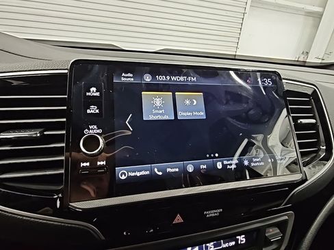 New 2026 Honda Ridgeline Black Edition image 18