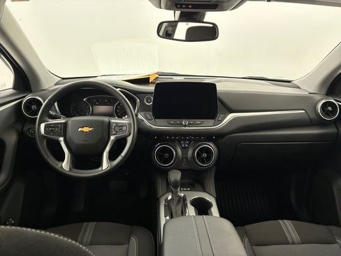Used 2025 Chevrolet Blazer LT w/ Convenience Package image 20