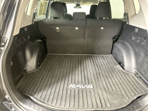 Used 2017 Toyota RAV4 LE w/ All Weather Liner Package FWD image 23