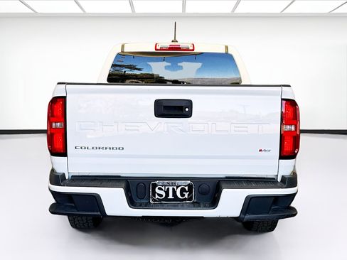 Used 2021 Chevrolet Colorado LT image 5