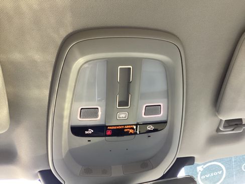 Certified 2025 Volvo XC90 T8 Plus w/ Protection Package Premier image 29