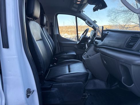 Used 2023 Ford Transit 250 Low Roof AWD image 23