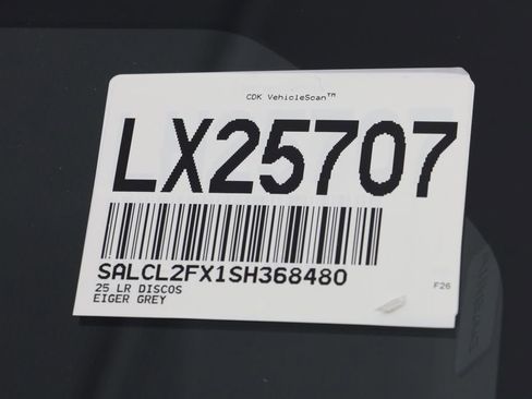 Used 2025 Land Rover Discovery Sport Dynamic SE AWD/4WD image 26