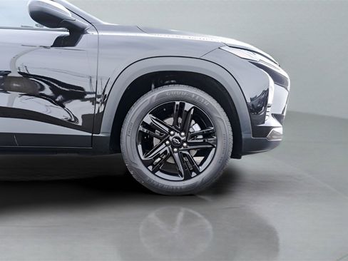 New 2026 Chevrolet Trax ACTIV w/ Sunroof Package image 7