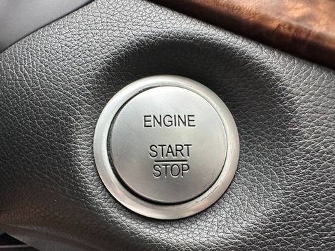 Used 2016 Mercedes-Benz GLA 250 4MATIC image 23