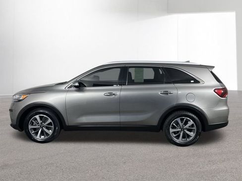 Used 2019 Kia Sorento EX image 14