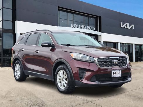 Used 2020 Kia Sorento S image 3