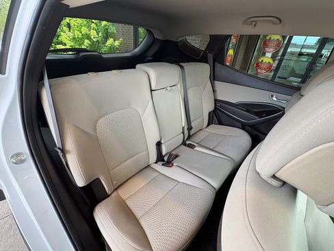 Used 2017 Hyundai Santa Fe Sport FWD image 29