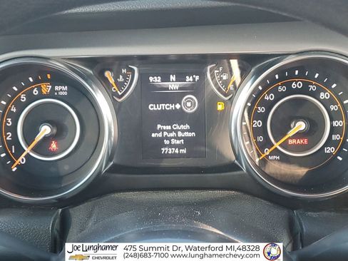 Used 2021 Jeep Wrangler Sport image 12