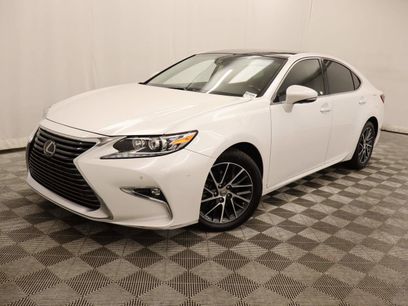 Used 2017 Lexus ES 350 w/ Navigation System Package