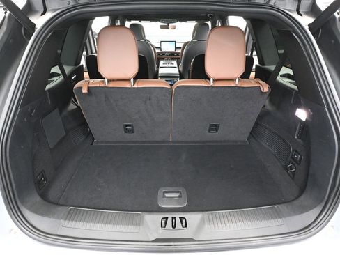 Used 2023 Lincoln Aviator Reserve w/ Equipment Group 201A image 52