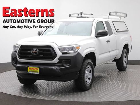 Used 2020 Toyota Tacoma SR RWD image 1