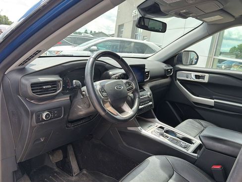 Used 2020 Ford Explorer Limited w/ Class III Trailer Tow Package AWD/4WD image 9