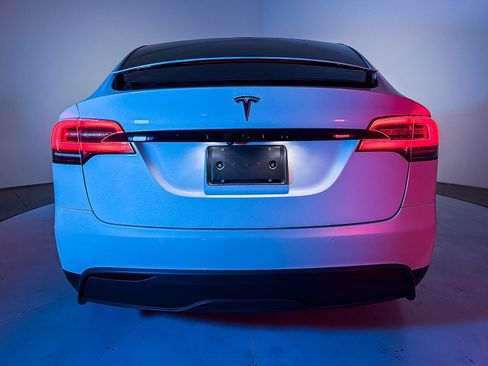 Used 2023 Tesla Model X AWD/4WD image 9