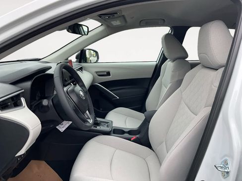 New 2026 Toyota Corolla Cross LE AWD/4WD image 9