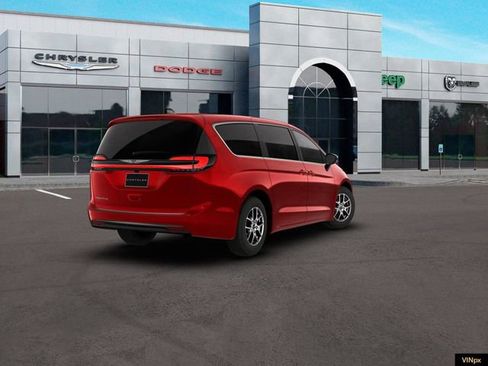 New 2026 Chrysler Pacifica Select image 15