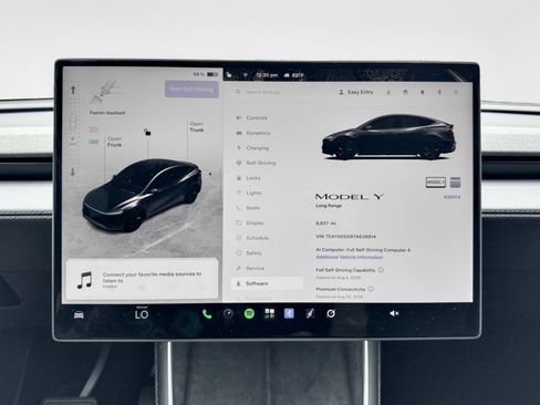 Used 2026 Tesla Model Y 2WD image 8