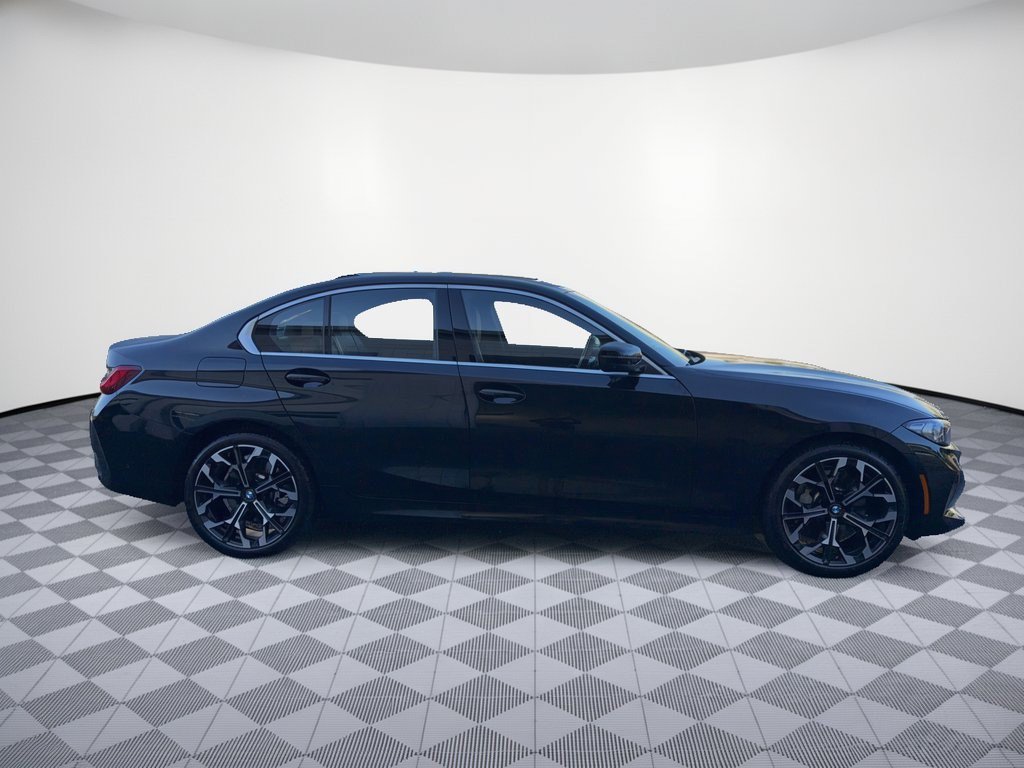 Certified 2026 BMW 330i Sedan RWD image 8