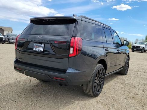 New 2026 Ford Expedition Platinum w/ Stealth Performance Package image 3