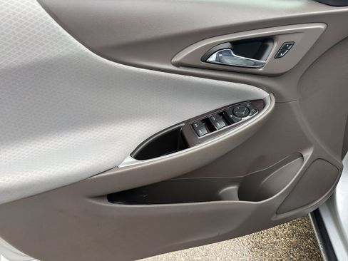 Used 2016 Chevrolet Malibu LS image 13