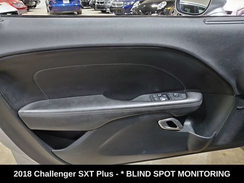 Used 2018 Dodge Challenger SXT Plus RWD image 8