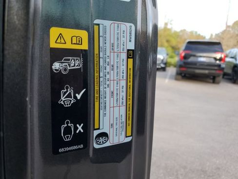 Used 2021 Jeep Wrangler Unlimited Rubicon image 33