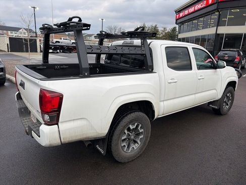Used 2021 Toyota Tacoma SR image 9