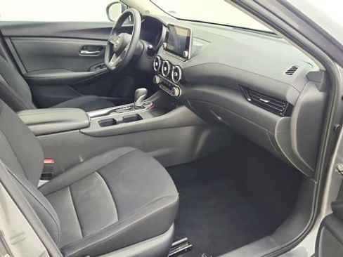 Used 2024 Nissan Sentra SV FWD image 20