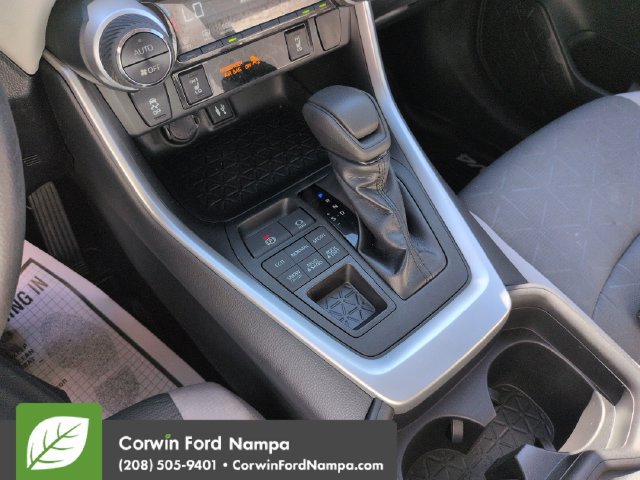 Used 2019 Toyota RAV4 XLE w/ Convenience Package AWD/4WD image 18