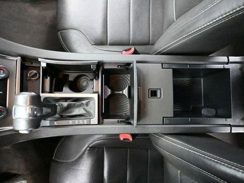 Used 2010 Ford Taurus Limited image 30