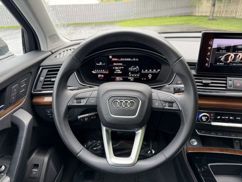 Certified 2023 Audi Q5 2.0T Premium Plus w/ Premium Plus Package AWD/4WD image 10