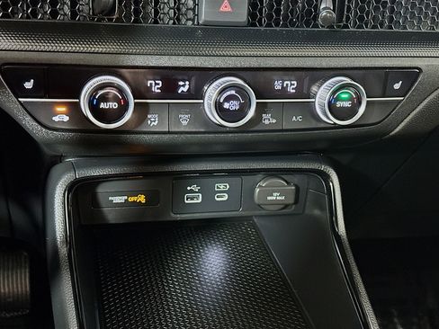 Used 2024 Honda CR-V EX image 15