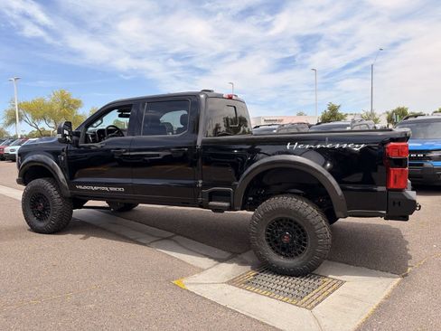 New 2026 Ford F250 Lariat w/ Black Appearance Package AWD/4WD image 4