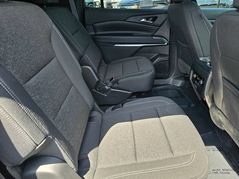 New 2026 Chevrolet Traverse LT w/ Driver Confidence Package FWD image 12