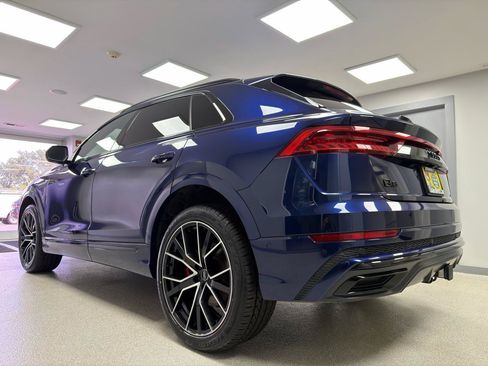 Used 2021 Audi Q8 Premium Plus w/ Premium Plus Package AWD/4WD image 5