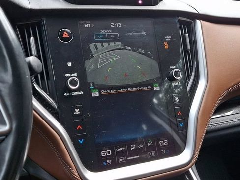 Used 2020 Subaru Outback Touring AWD/4WD image 19