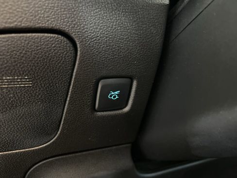 Used 2023 Ford Mustang Premium image 16