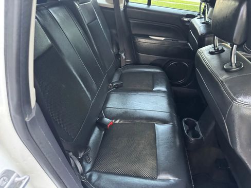 Used 2014 Jeep Compass Latitude image 7