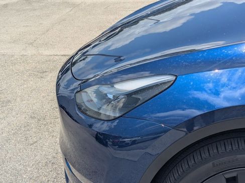Used 2025 Tesla Model Y Long Range AWD/4WD image 14