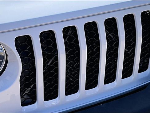 Used 2022 Jeep Gladiator Sport AWD/4WD image 27