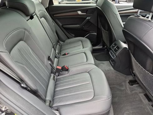 Used 2022 Audi Q5 2.0T Premium w/ Convenience Package AWD/4WD image 20